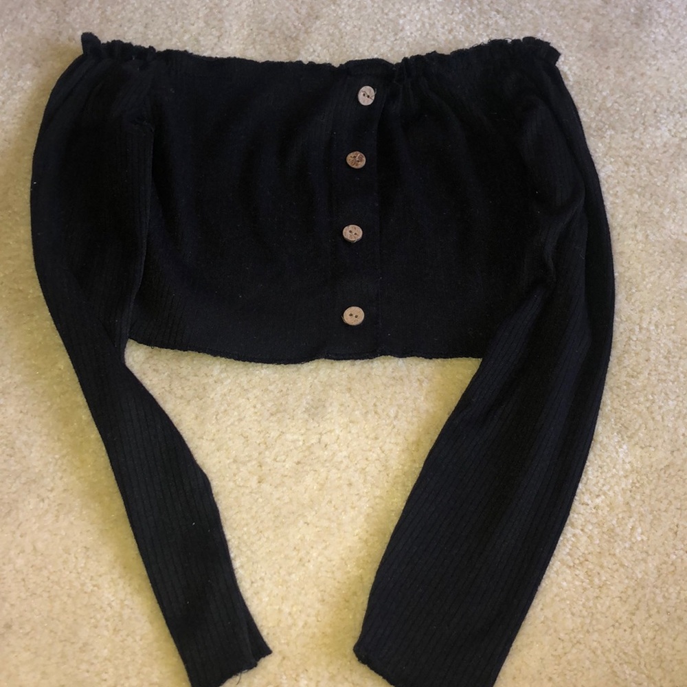 black crop top